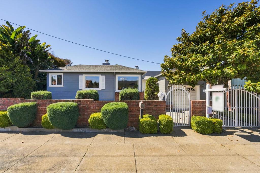 1540 Edgeworth Avenue Property Photo 1