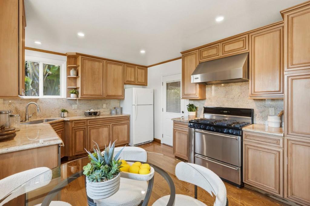 1540 Edgeworth Avenue Property Photo 13