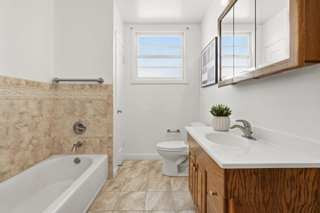 1540 Edgeworth Avenue Property Photo 19