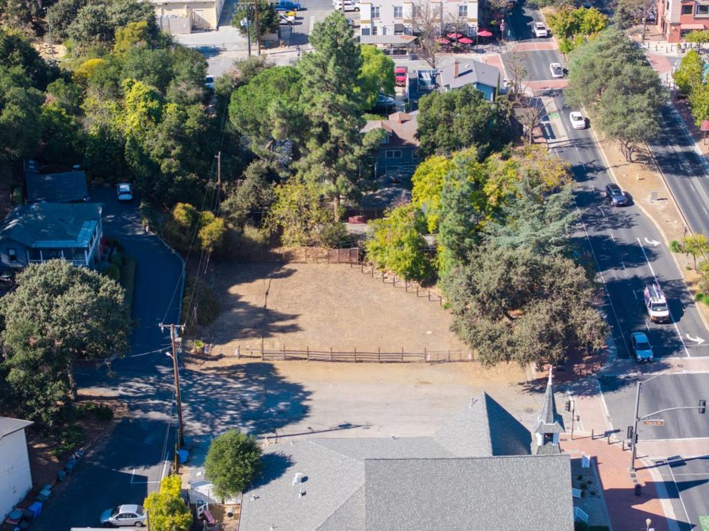 17205 Monterey Road Property Photo 3