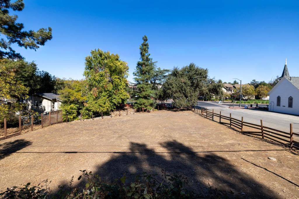 17205 Monterey Road Property Photo 7
