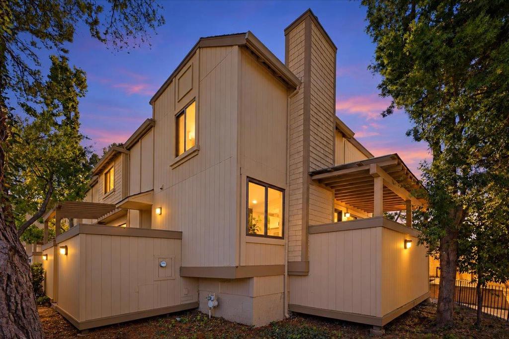 16133 Loretta Lane Property Photo 44
