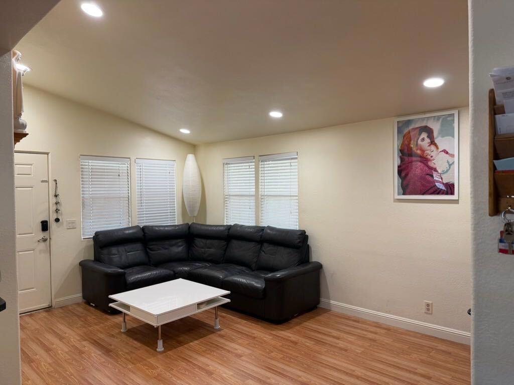 900 Golden Wheel 217 Property Photo 2
