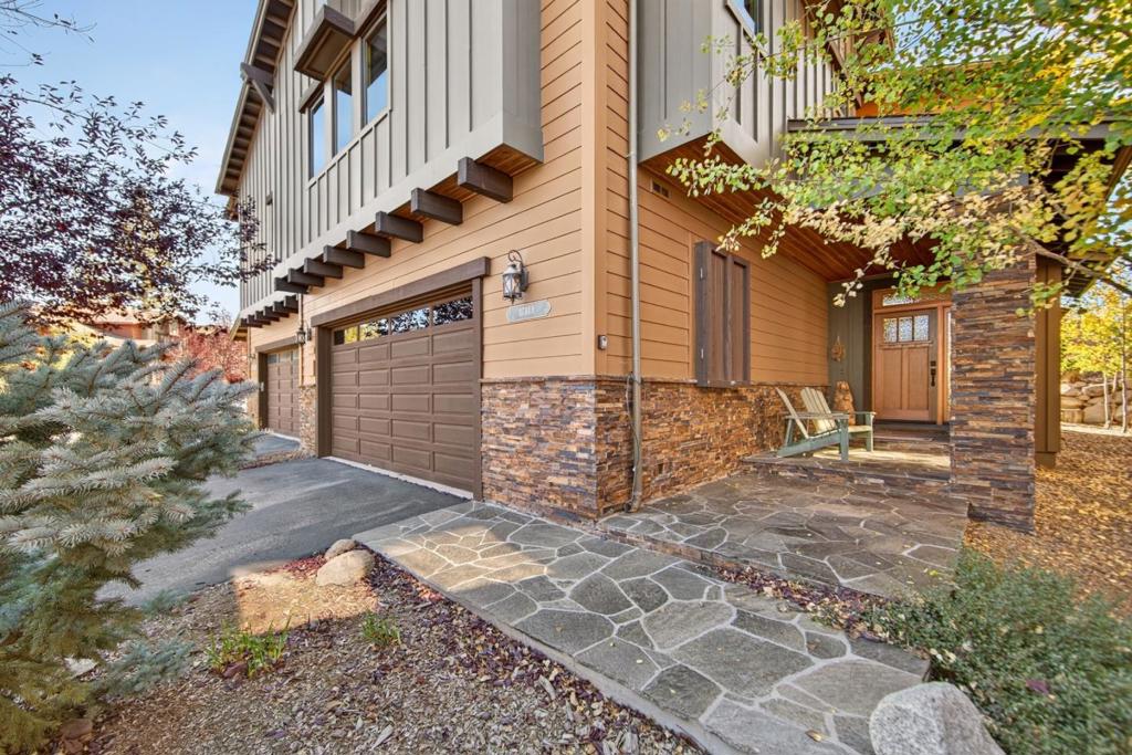 11744 Hope Court A Property Photo 2