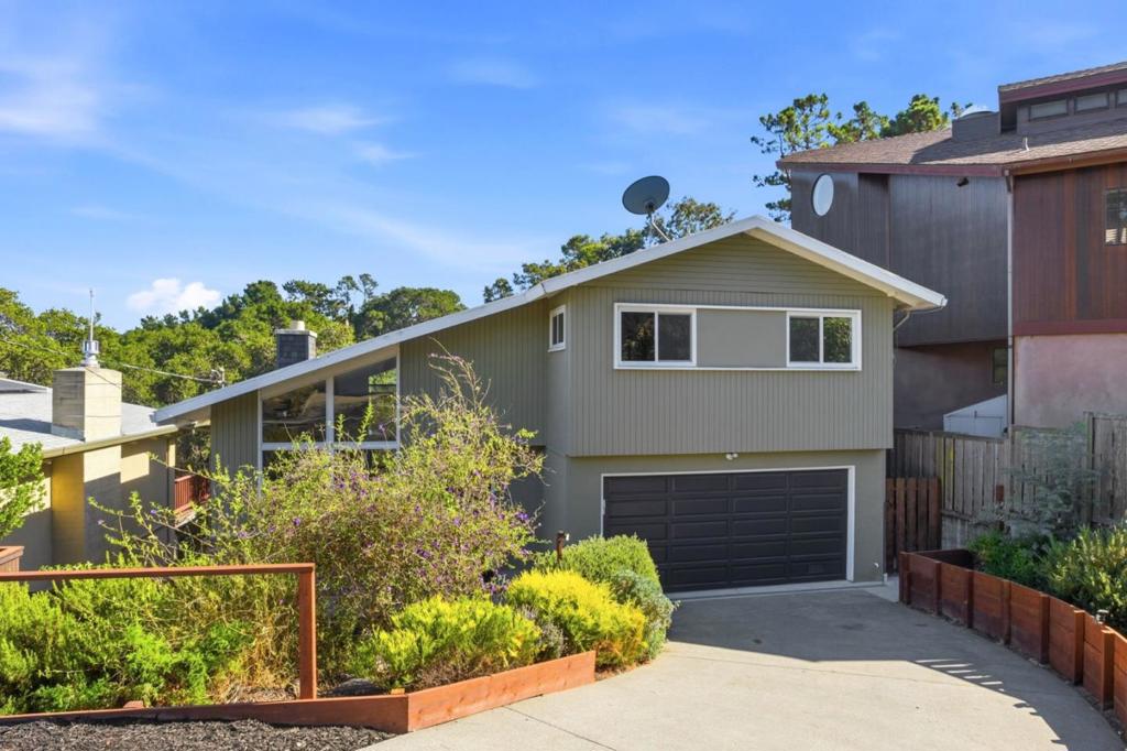 3204 Upper Lock Avenue Property Photo 1