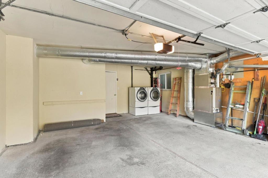 3204 Upper Lock Avenue Property Photo 43