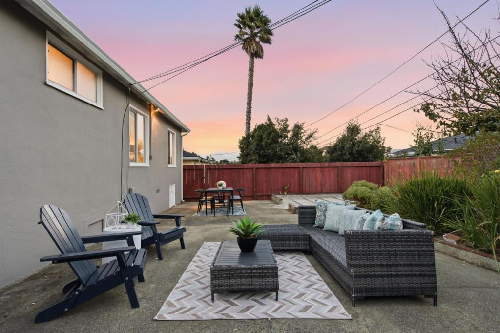 122 Sherwood Way Property Photo 36