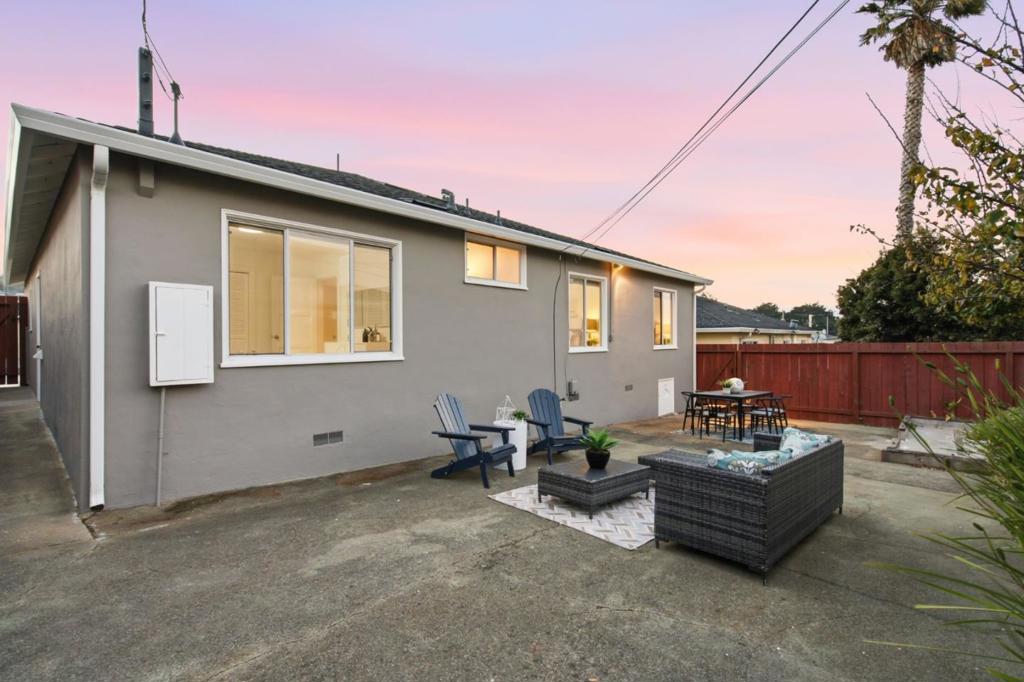122 Sherwood Way Property Photo 44