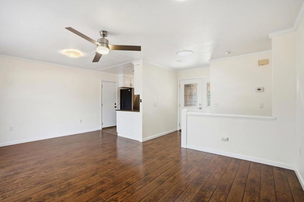 6924 Wisteria Street Property Photo 5