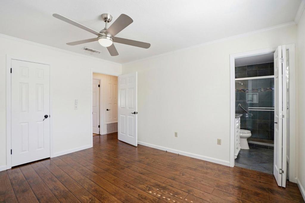 6924 Wisteria Street Property Photo 10