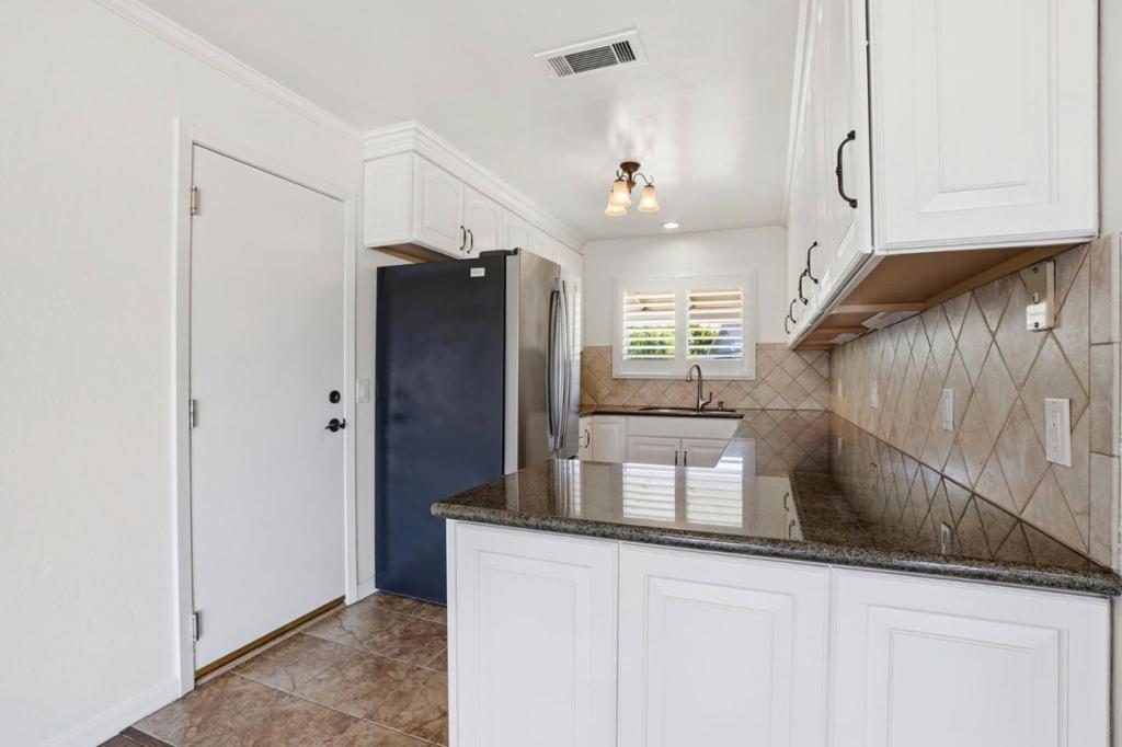6924 Wisteria Street Property Photo 16