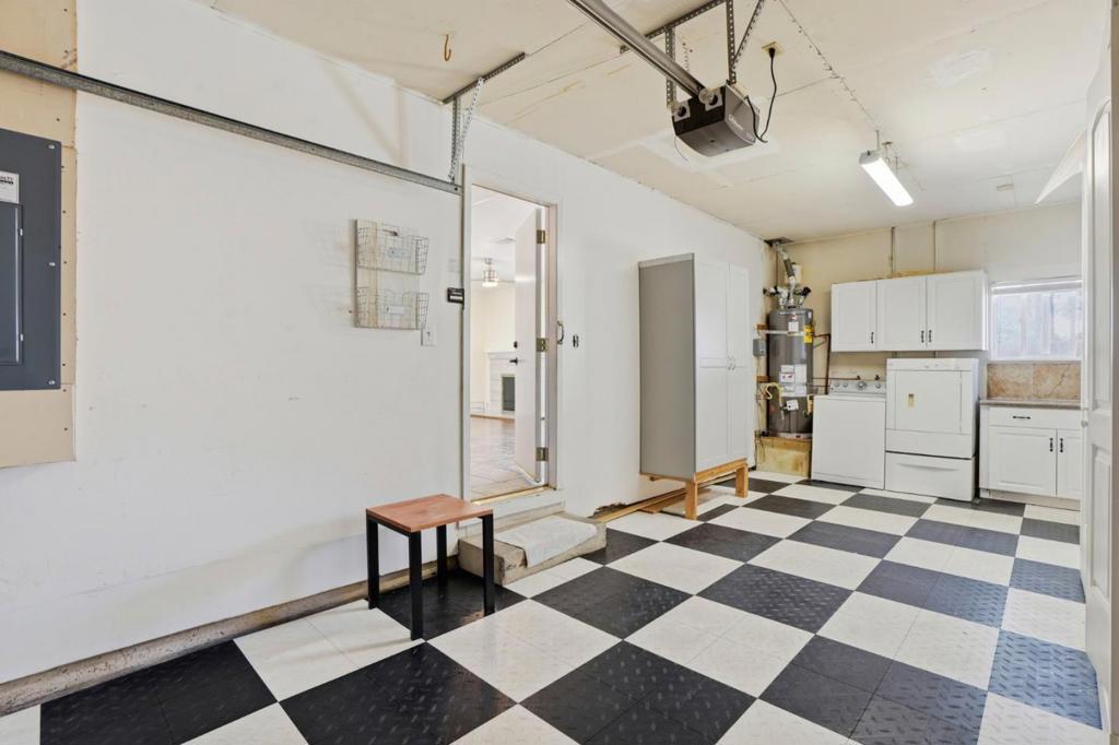 6924 Wisteria Street Property Photo 18