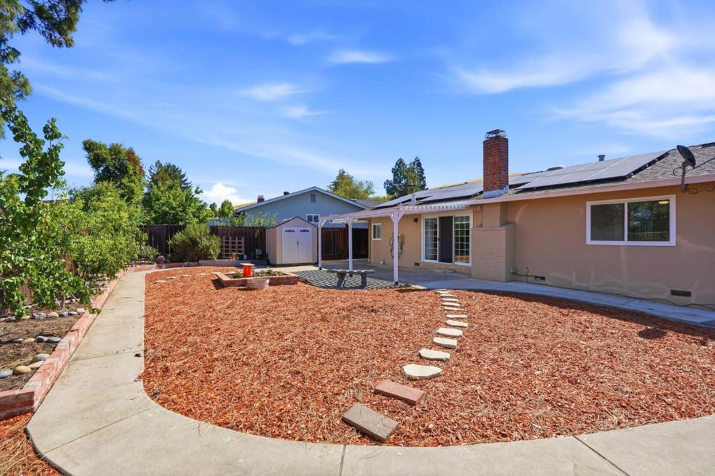 6924 Wisteria Street Property Photo 22