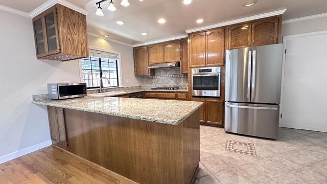 10734 Martinwood Way Property Photo 5