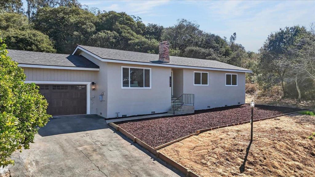 16490 Charles Schell Lane Property Photo 3