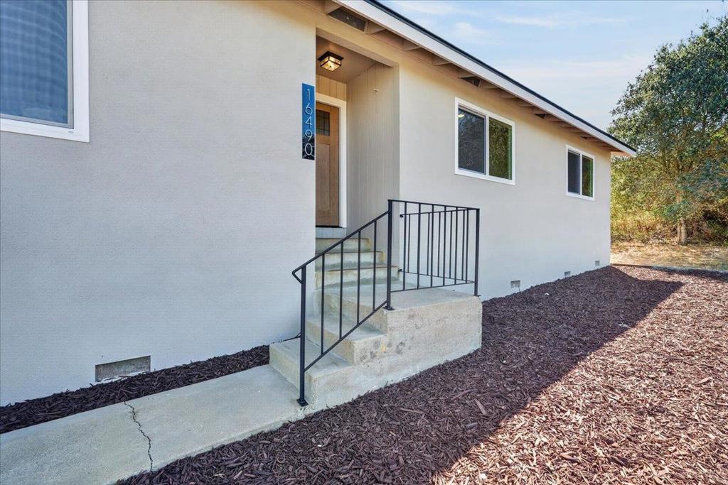16490 Charles Schell Lane Property Photo 4