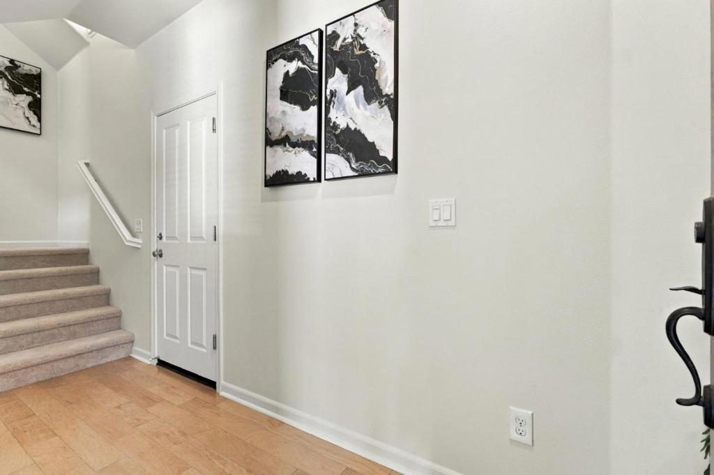 1513 Coyote Creek Way Property Photo 7
