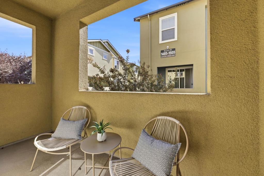 1513 Coyote Creek Way Property Photo 30