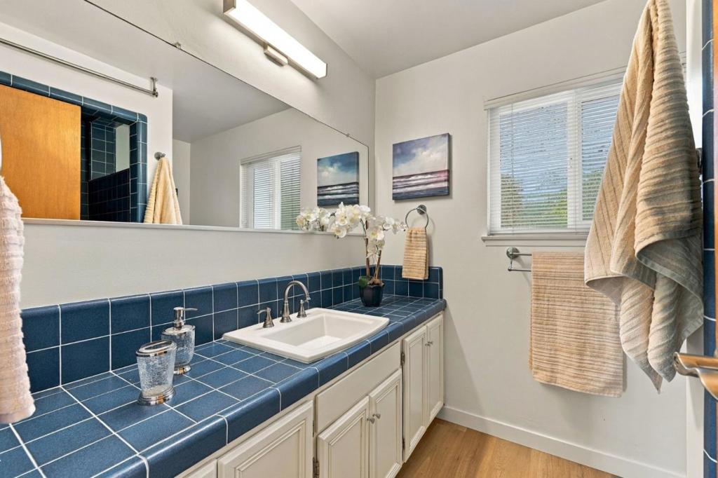 1342 Oak Knoll Drive Property Photo 16
