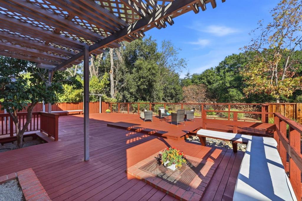 1342 Oak Knoll Drive Property Photo 46