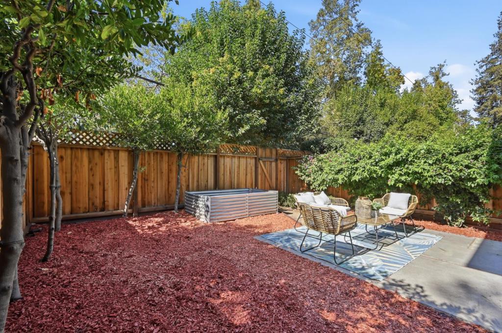 3435 Benton Street Property Photo 2