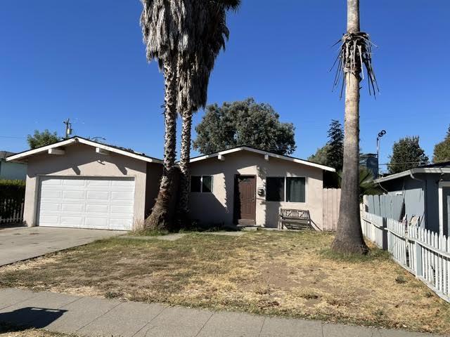 3989 Ezie Street Property Photo 1