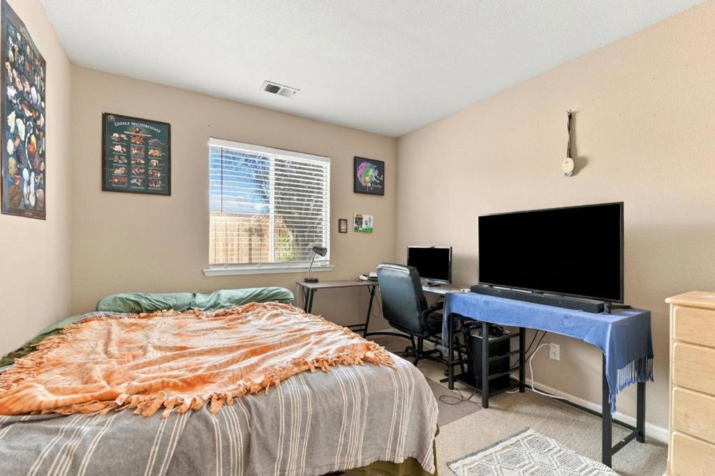 2120 Primrose Court Property Photo 13