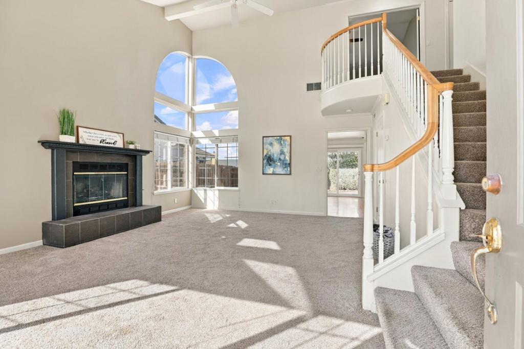 1490 Farragot Drive Property Photo 3