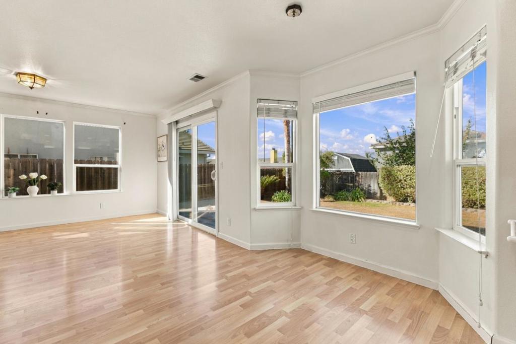 1490 Farragot Drive Property Photo 14