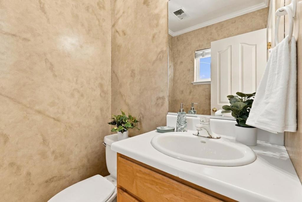 1490 Farragot Drive Property Photo 26