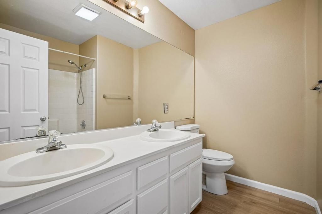 421 De Bord Drive Property Photo 18