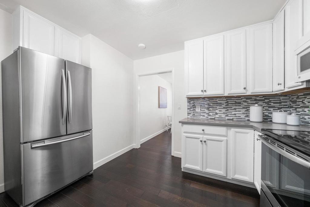 Junipero Avenue Property Photo 17