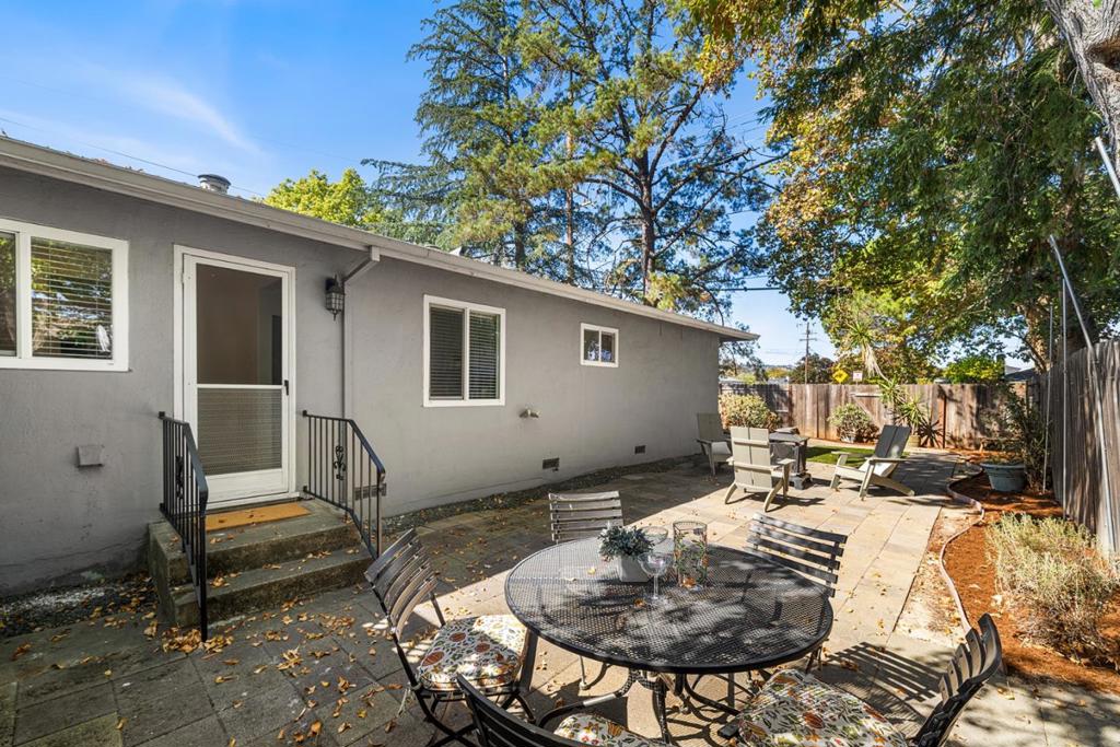 Junipero Avenue Property Photo 21