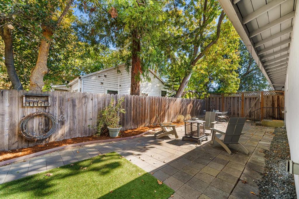 Junipero Avenue Property Photo 29