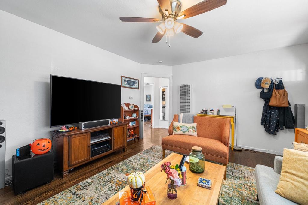 Junipero Avenue Property Photo 38
