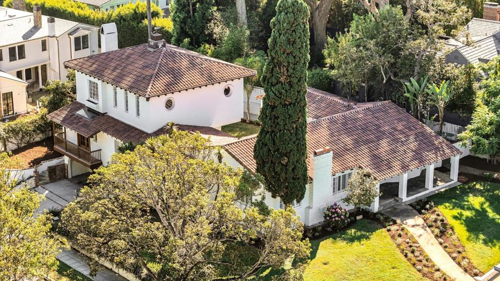 14900 Camarosa Drive Property Photo 3