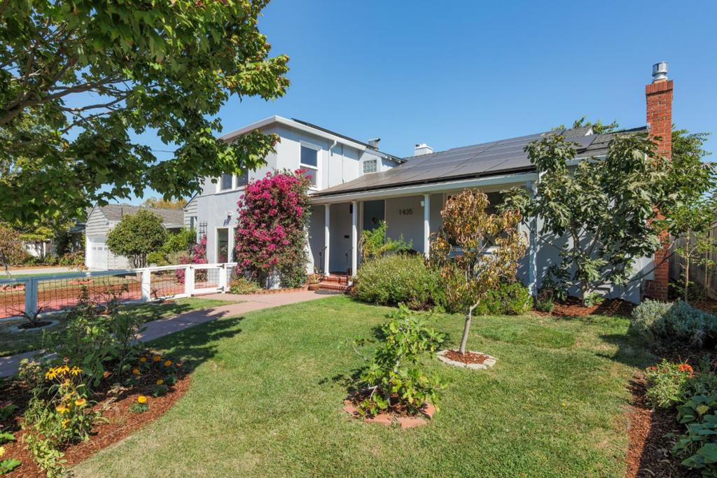 1435 Nadina Street Property Photo 2