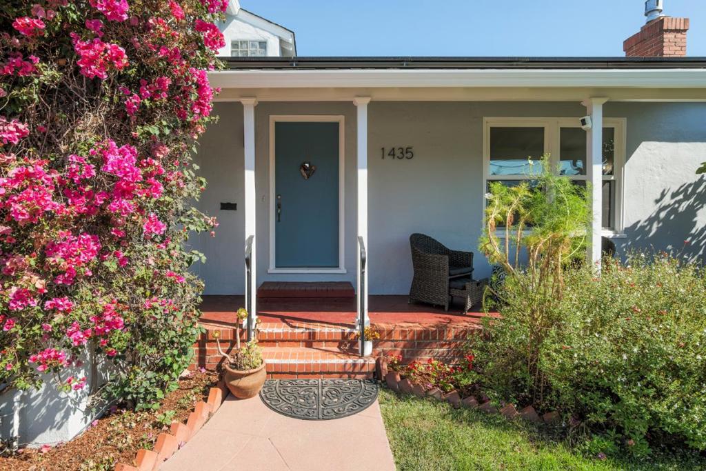 1435 Nadina Street Property Photo 3