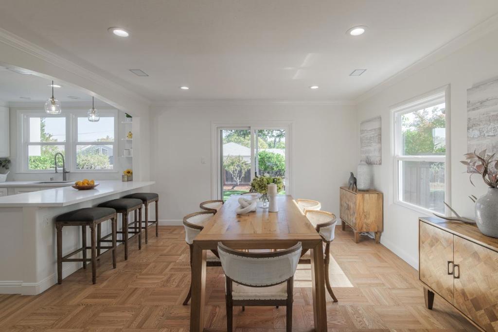 1435 Nadina Street Property Photo 6
