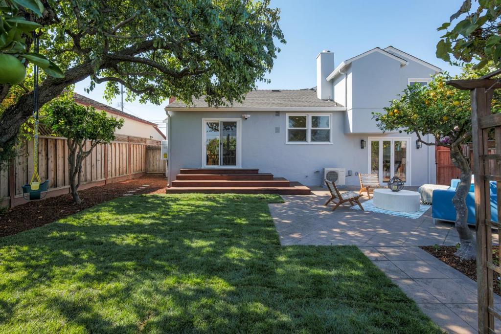 1435 Nadina Street Property Photo 30