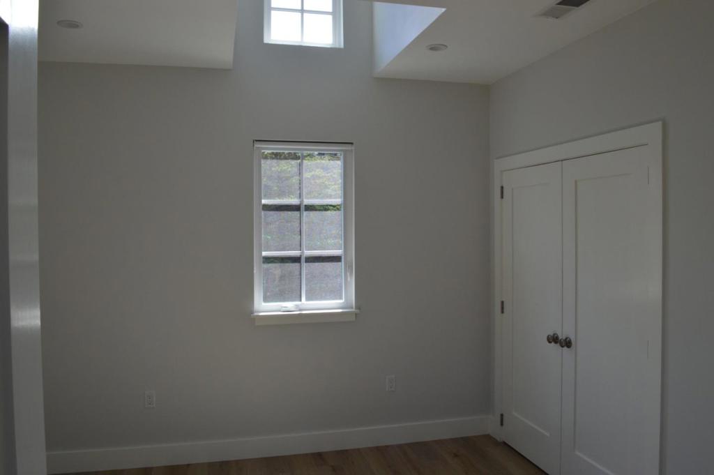 191 Carmel Avenue Property Photo 7