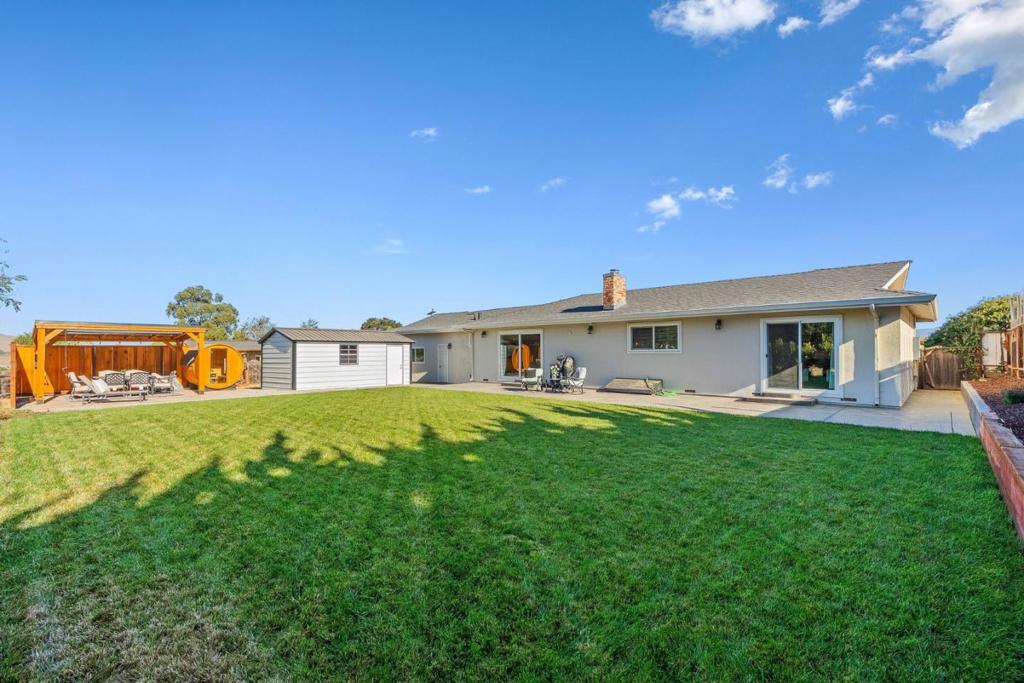 296 River Road Property Photo 47