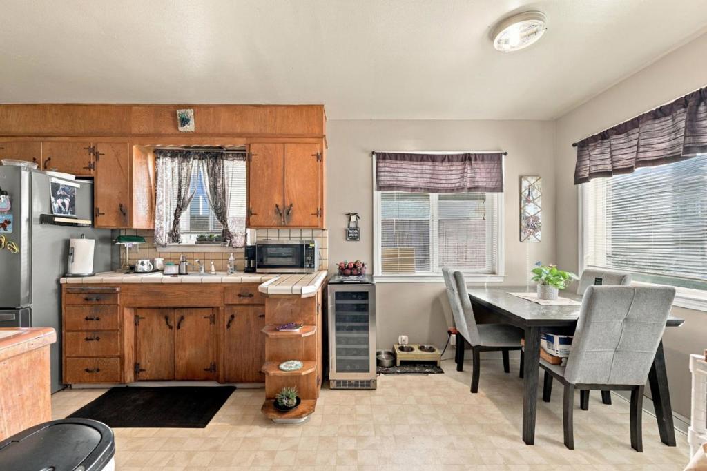 1643 Stardust Court Property Photo 14