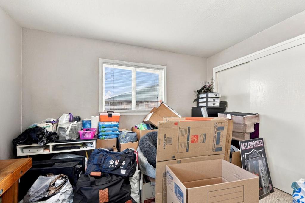 1643 Stardust Court Property Photo 21