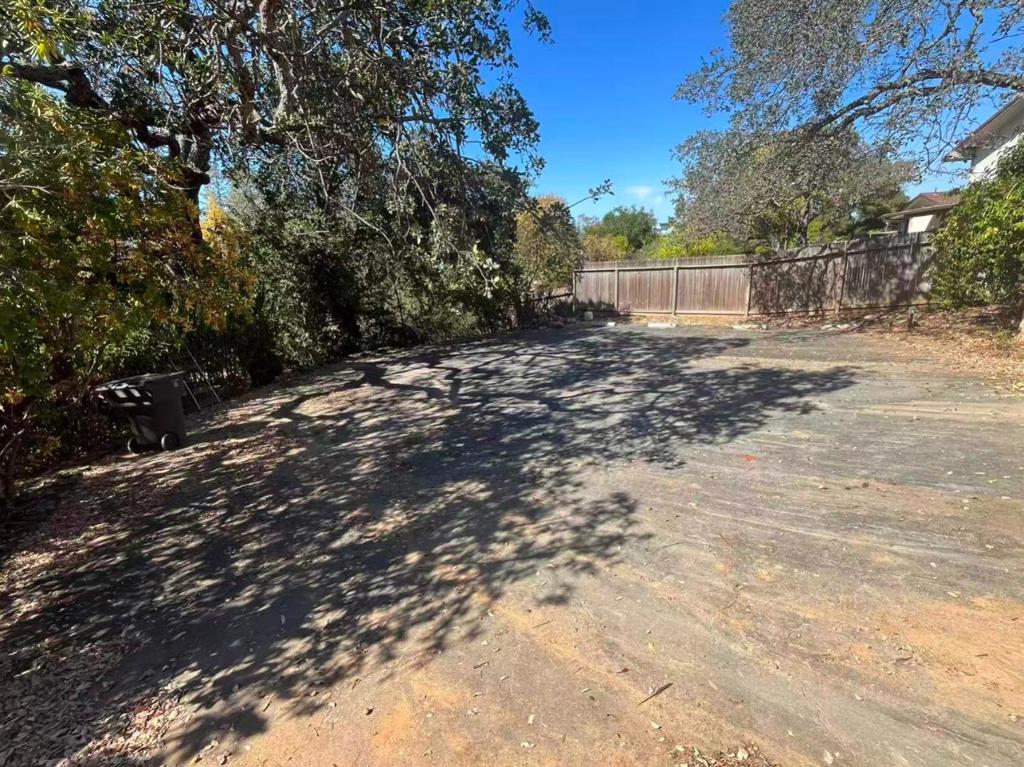 17135 Summit Way Property Photo 8