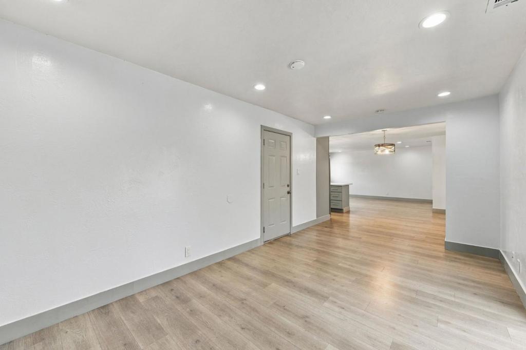 4147 Mira Loma Way Property Photo 5