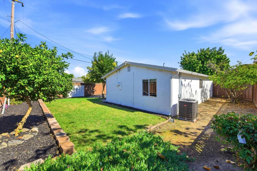 4147 Mira Loma Way Property Photo 18