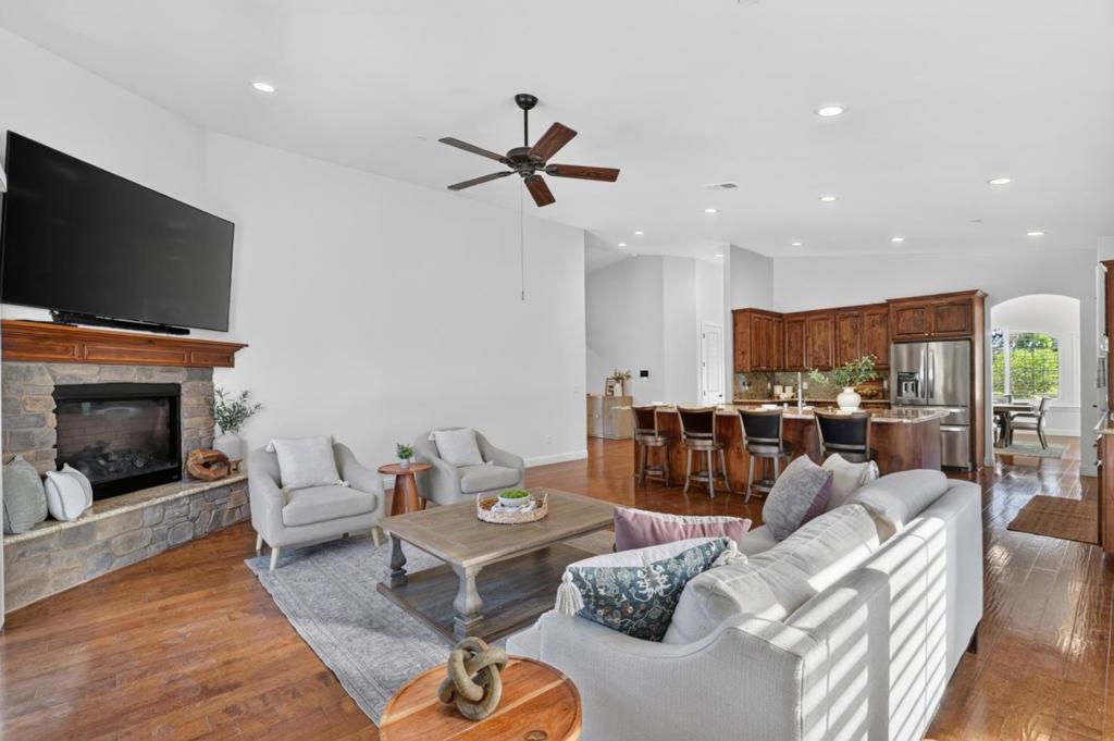20 Tyler Court Property Photo 1