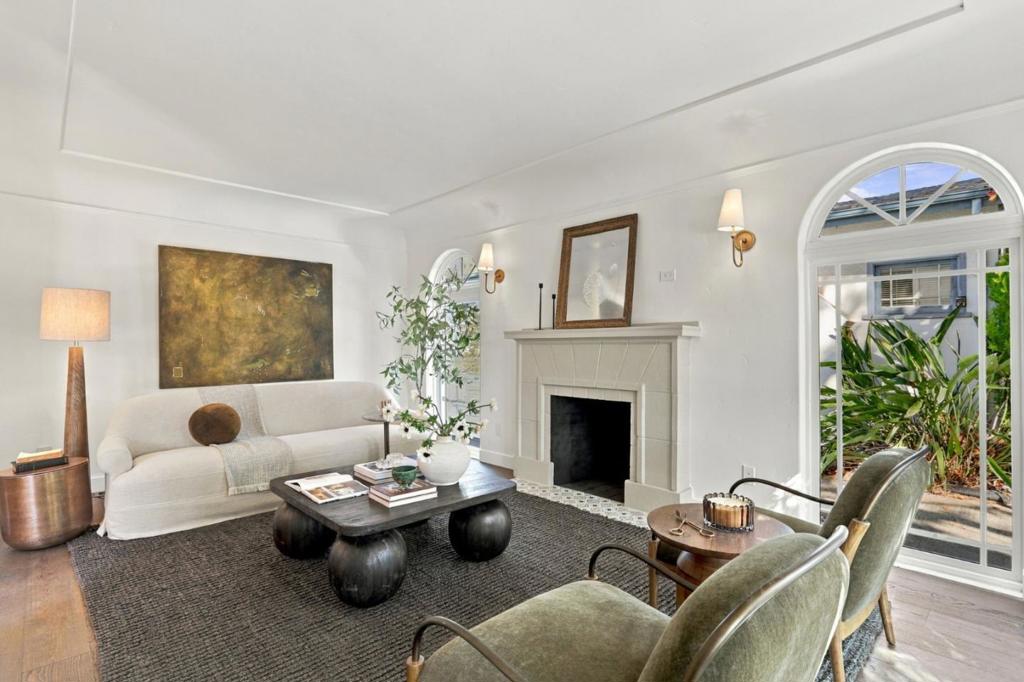 65 Cleaves Avenue Property Photo 8