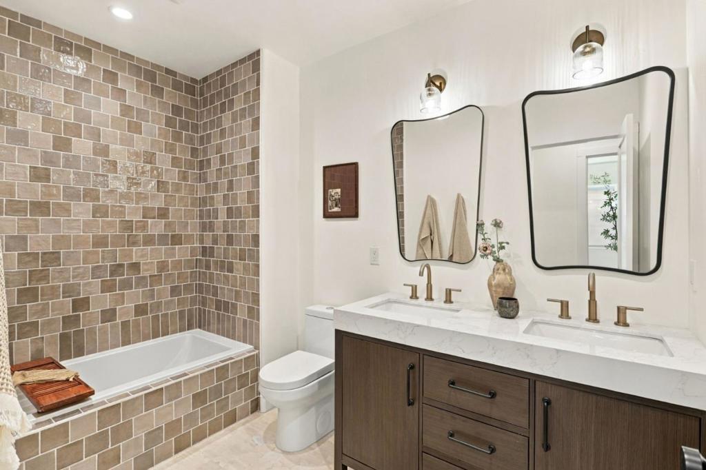 65 Cleaves Avenue Property Photo 31